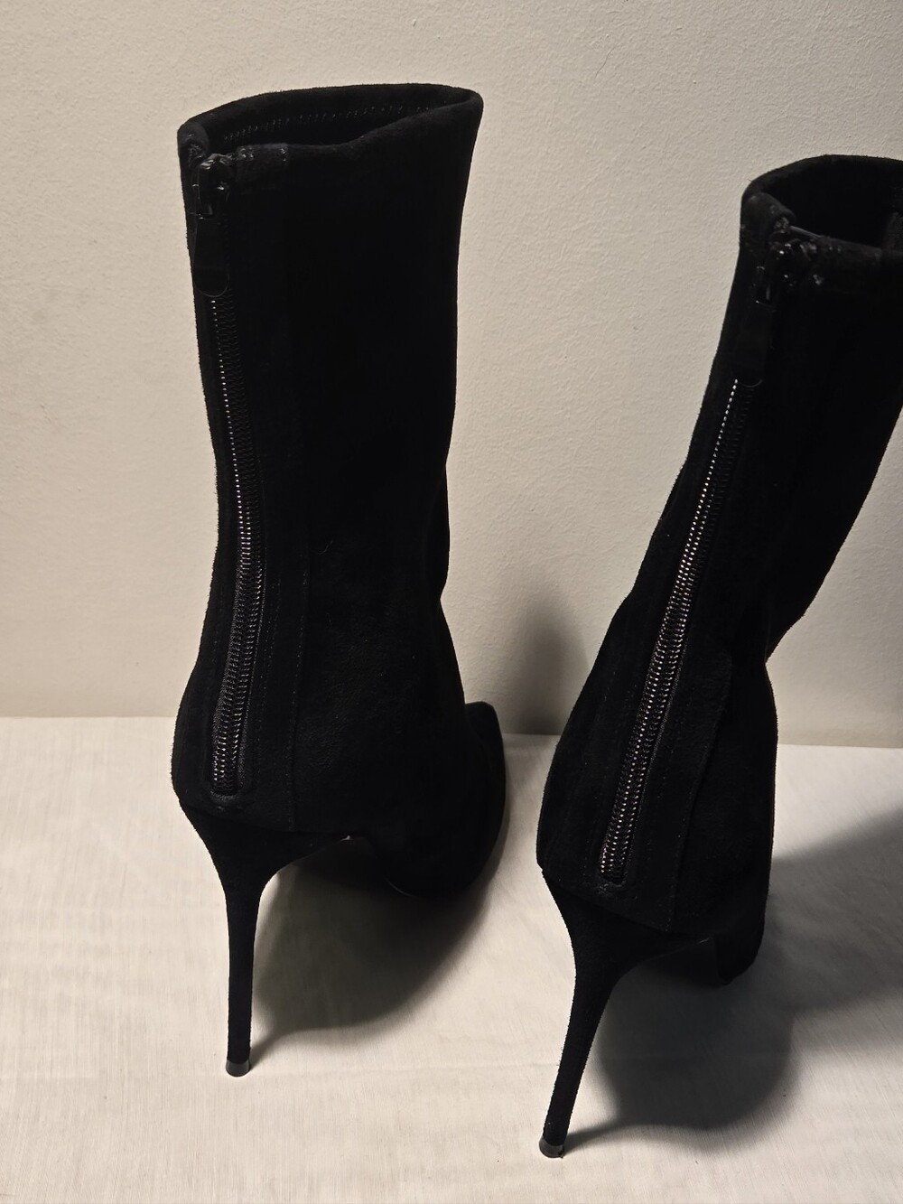 Steve Madden Women's Black Suede Leather Pointed-Toe Stiletto Ankle Boots - Picture 3 of 7